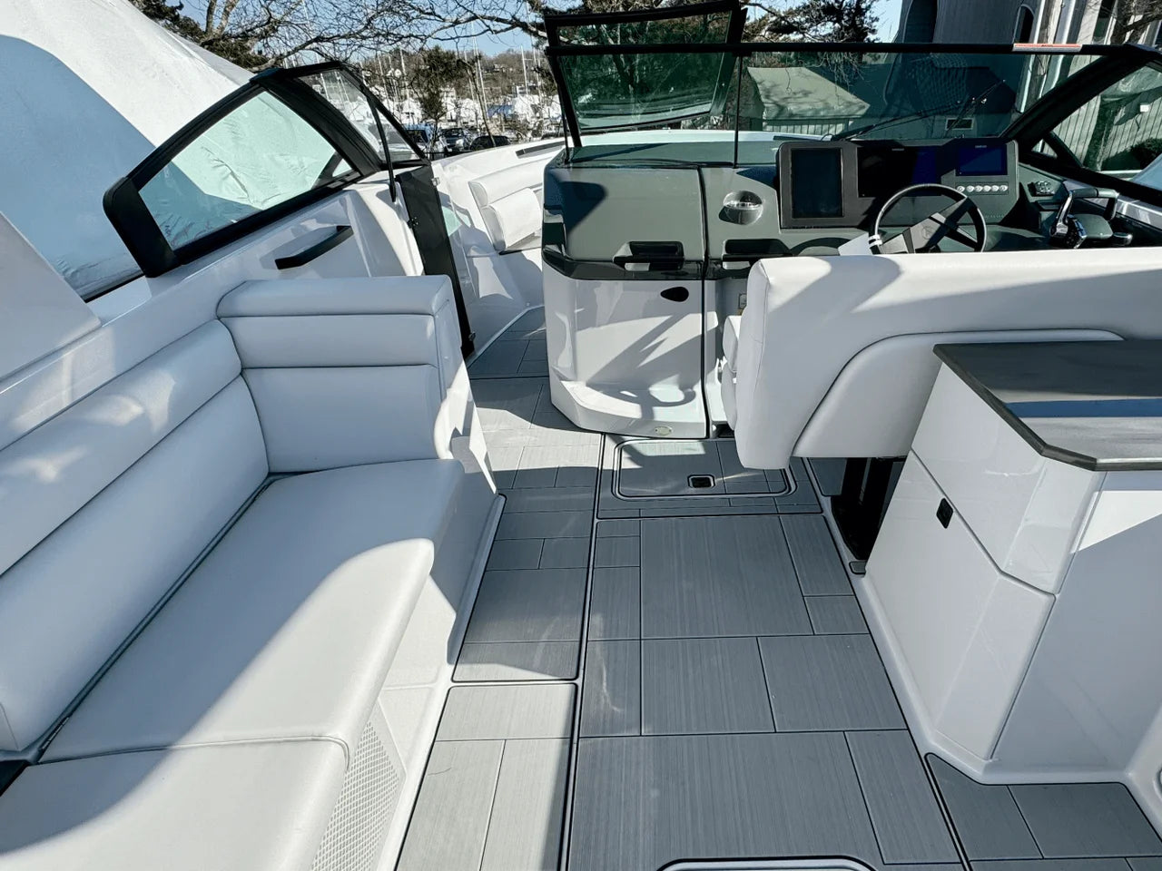 2024 Aviara AV32 Outboard 32.0 feet, Huntington, NY #13