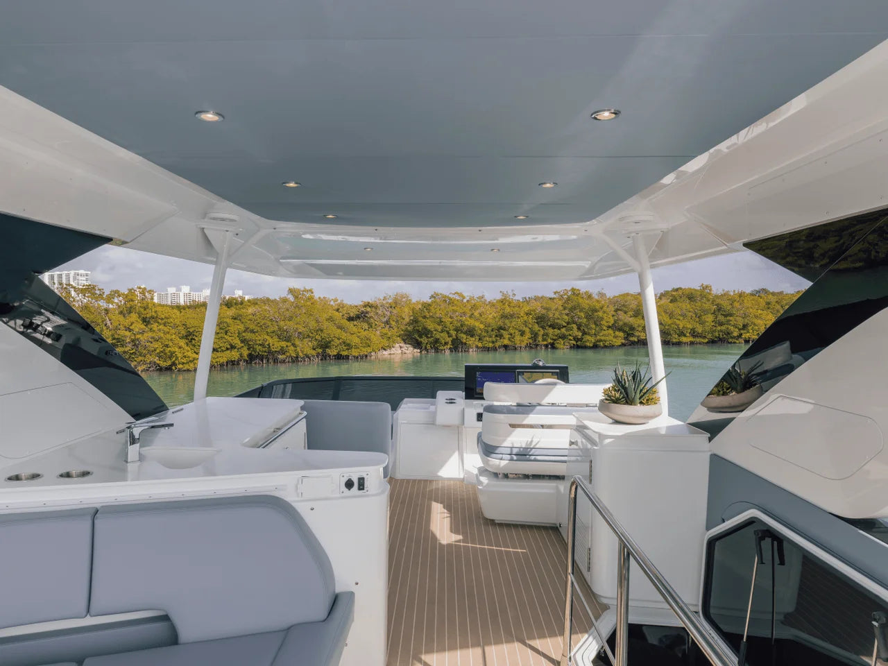 2026 Cruisers Yachts 57 FLY 57.0 feet, Inuvik, Northwest Territories #49