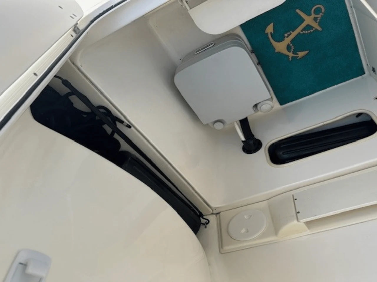 2006 Boston Whaler 240 OUTRAGE 24.0 feet, Wakefield, RI #19
