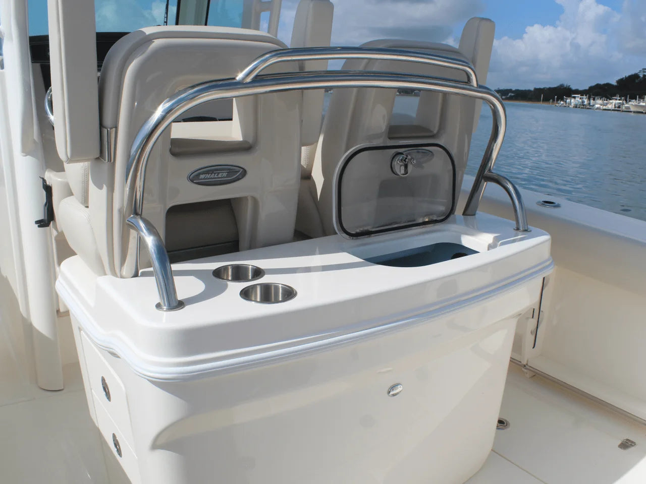 2024 Boston Whaler 250 OUTRAGE 25.0 feet, Wrightsville Beach, North Carolina #29