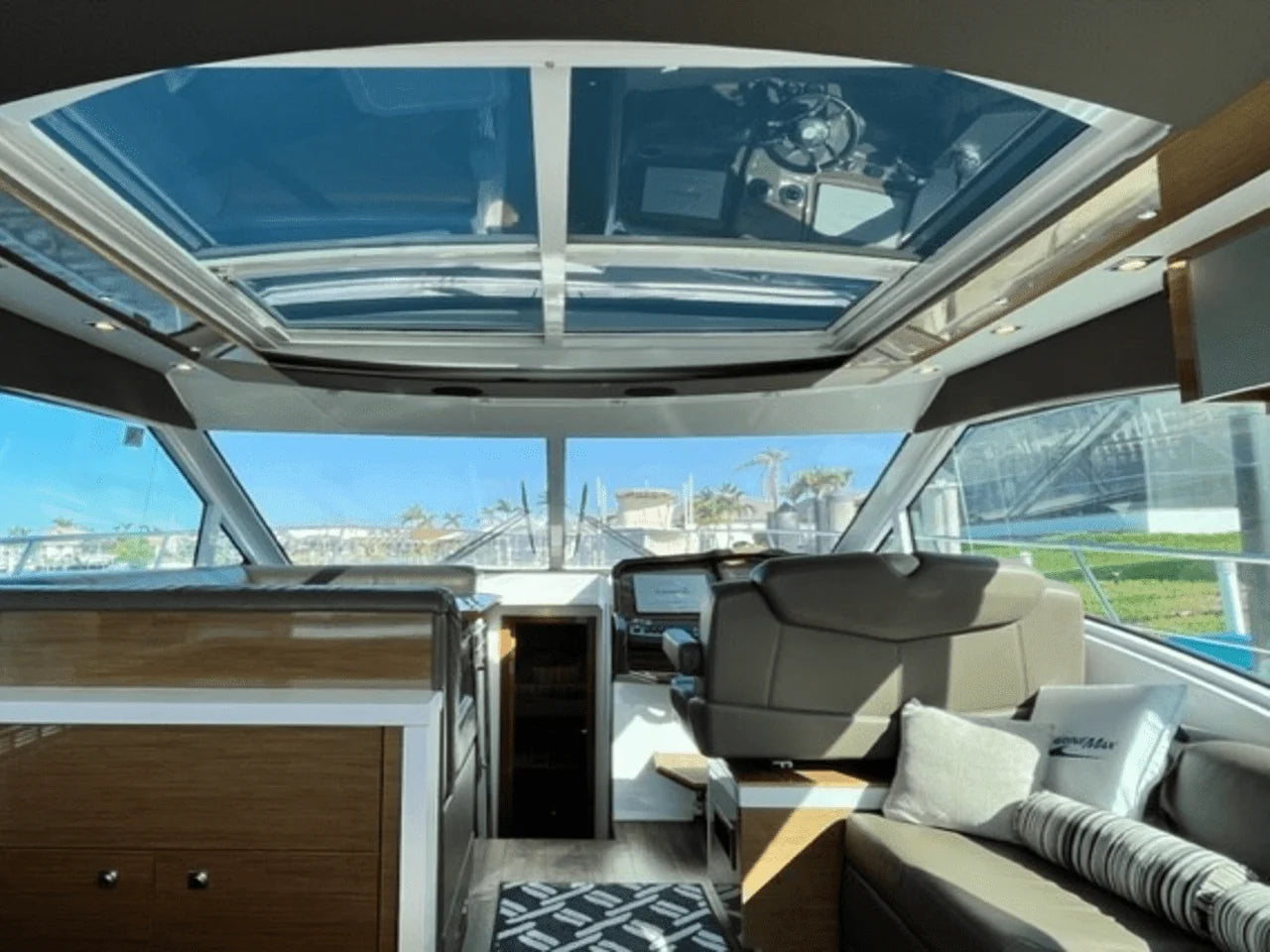 2017 Cruisers Yachts 45 CANTIUS 45.0 feet, Marco Island, FL #14