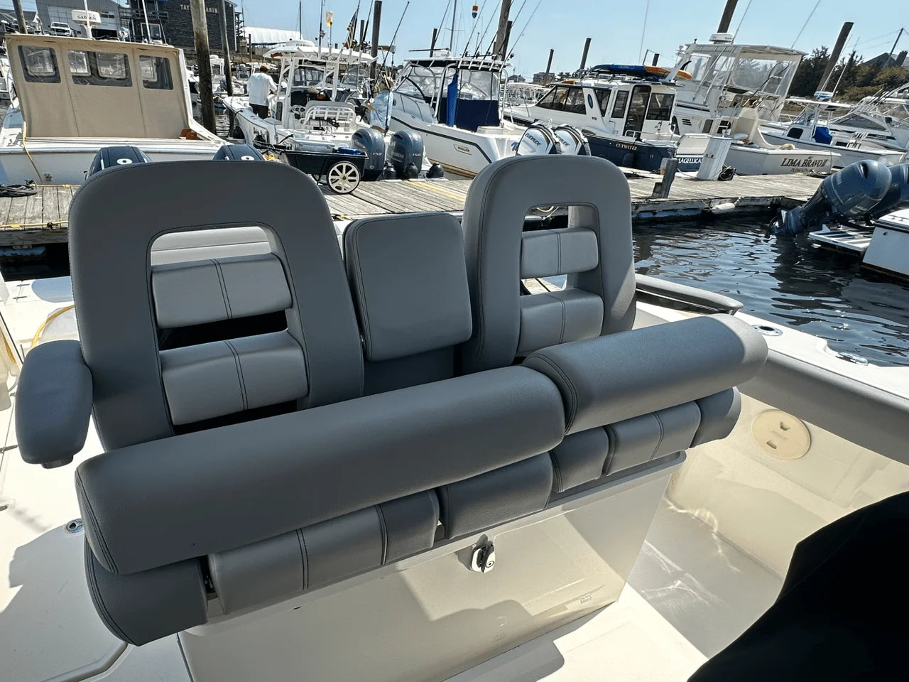 2023 Boston Whaler 330 OUTRAGE 33.0 feet, Danvers, Massachusetts #9