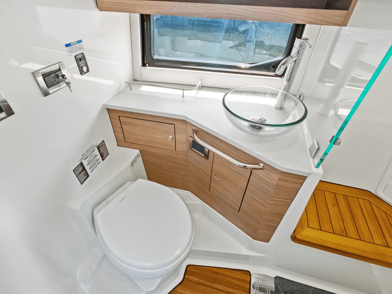 2025 Boston Whaler 365 Conquest 36.0 feet, St Petersburg, FL #29