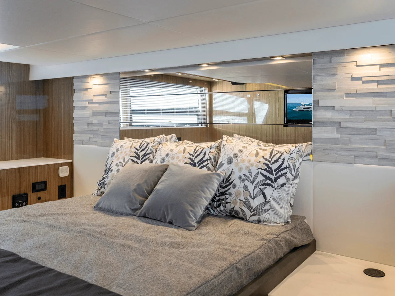 2026 Cruisers Yachts 50 Cantius 50.0 feet, Inuvik, Northwest Territories #52