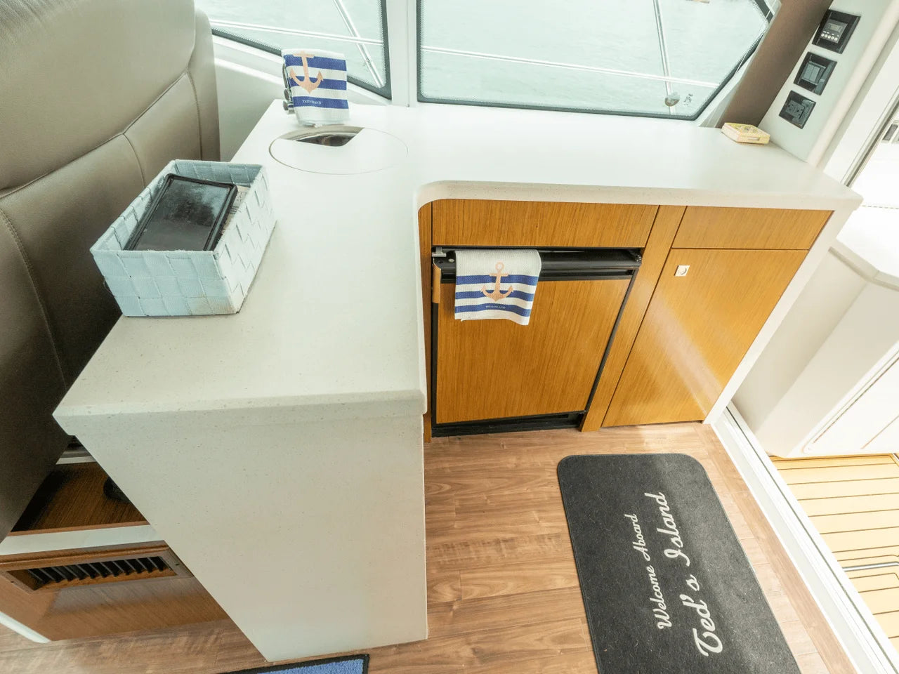 2016 Cruisers Yachts 41 CANTIUS 41.0 feet, st. Petersburg, FL #11