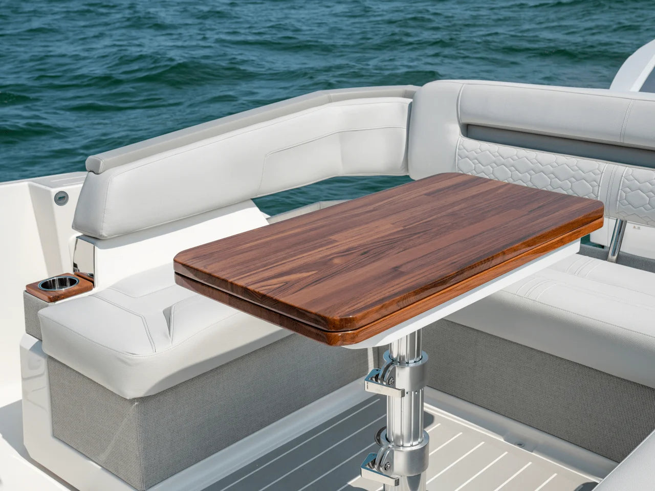2025 Tiara Yachts LS 43 43.0 feet, Inuvik, Northwest Territories #30