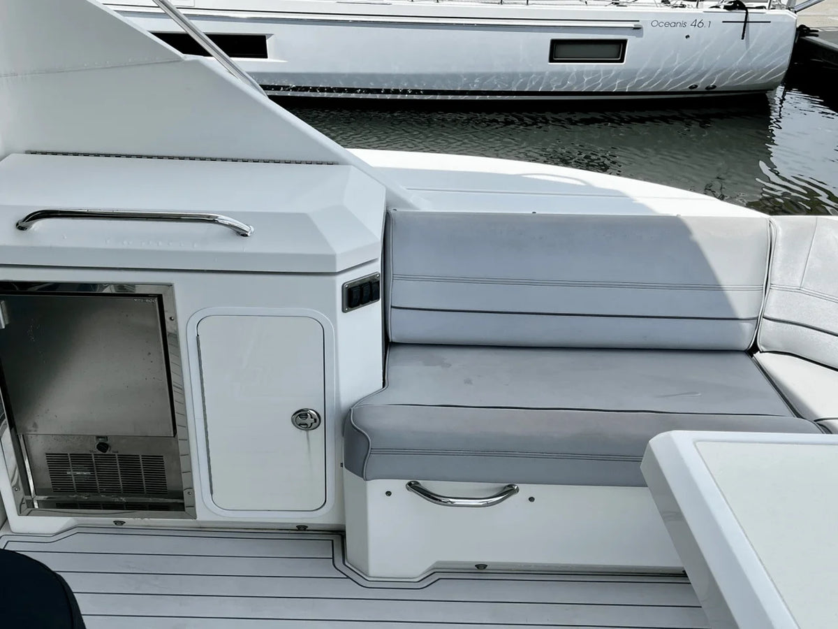 2017 Cruisers Yachts 45 CANTIUS 45.0 feet, Marco Island, FL #37