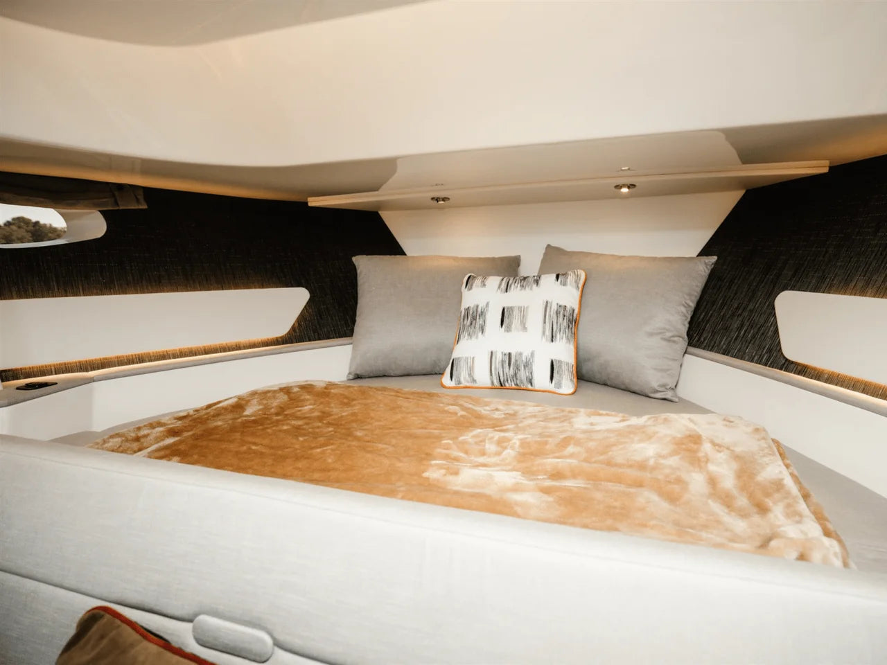 2023 Sea Ray 370 Sundancer Outboard 37.0 feet, Charleston, SC #22