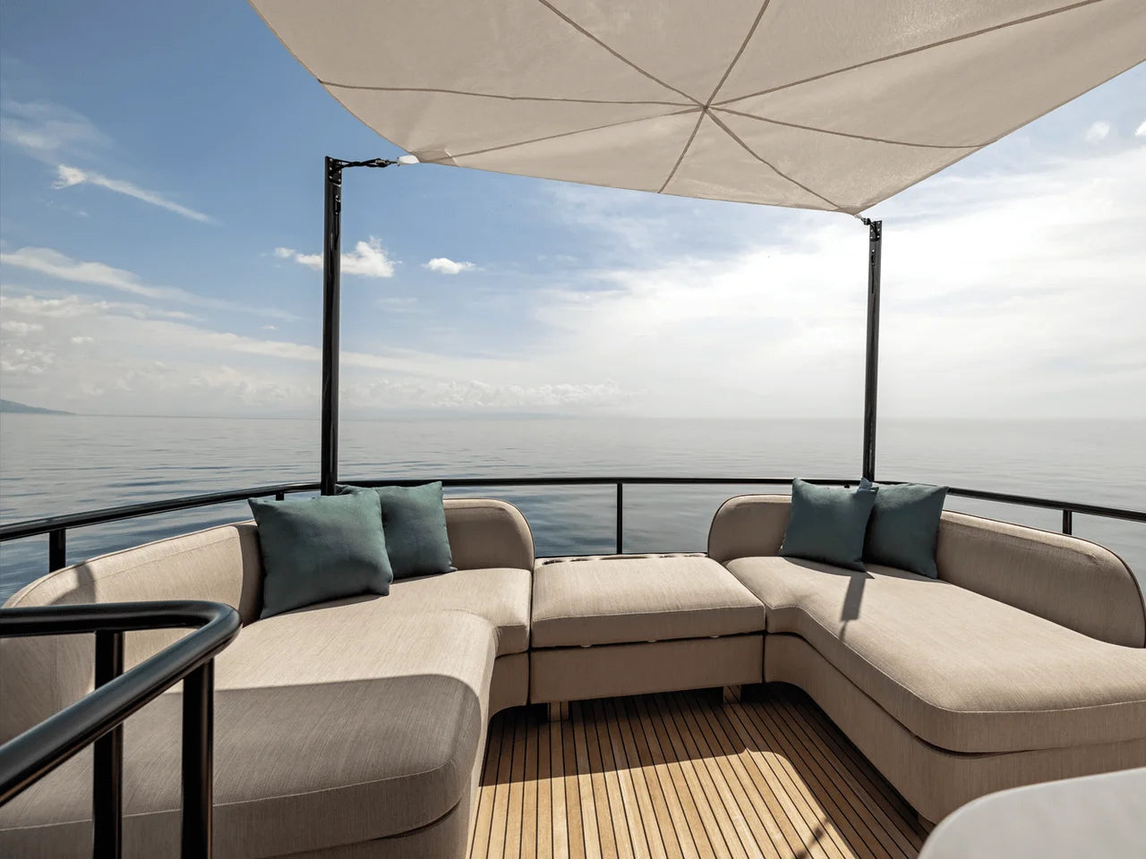 2026 Azimut Magellano 60 60.0 feet, Inuvik, Northwest Territories #15