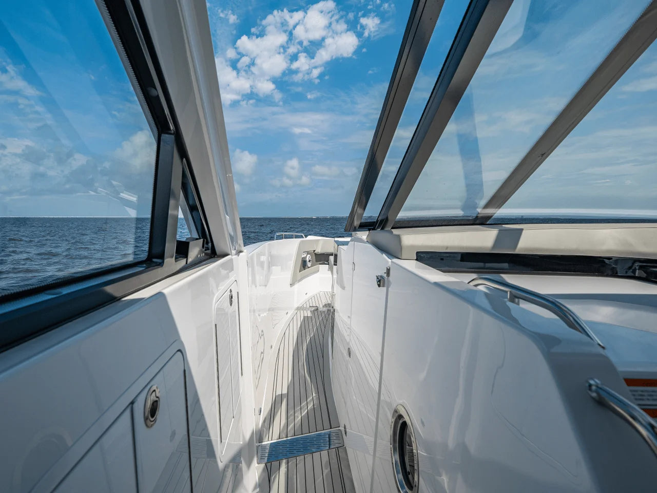 2025 Cruisers Yachts 50 GLS 50.0 feet, Pensacola, Florida #54