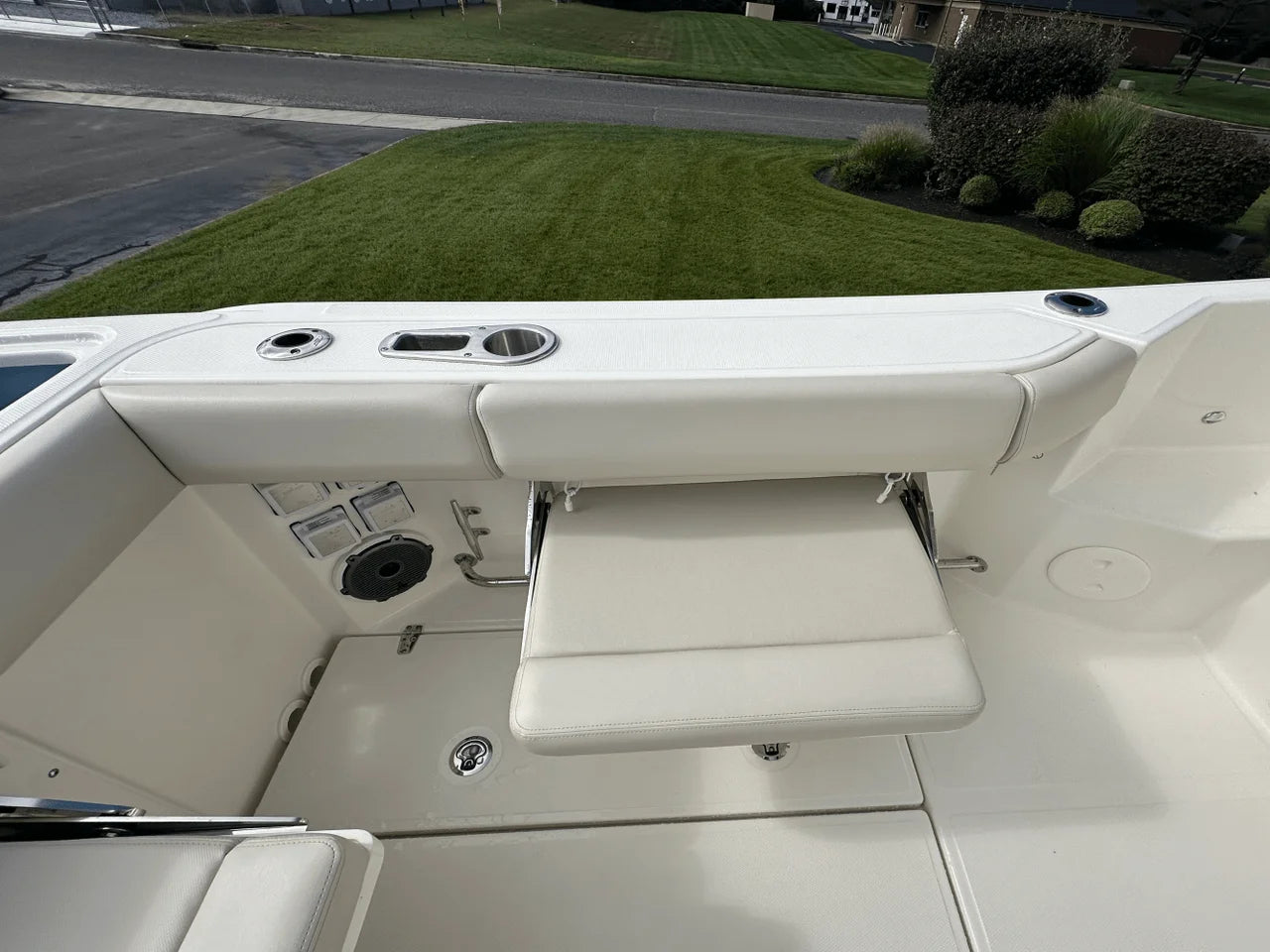 2026 Boston Whaler 325 Conquest 32.0 feet, Ocean View, NJ #15