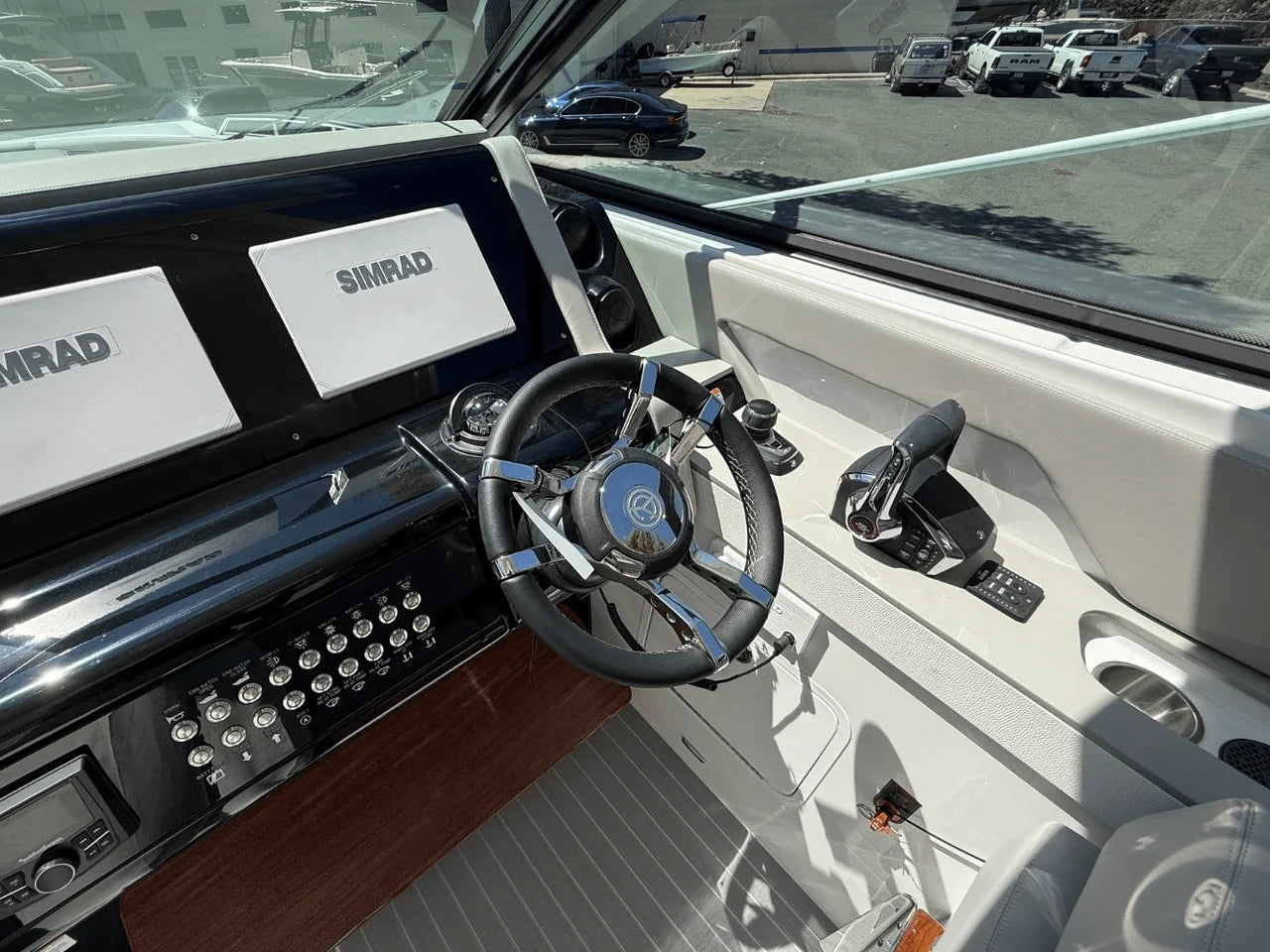 2026 Cruisers Yachts 38 GLS 37.0 feet, Lake Ozark, MO #36