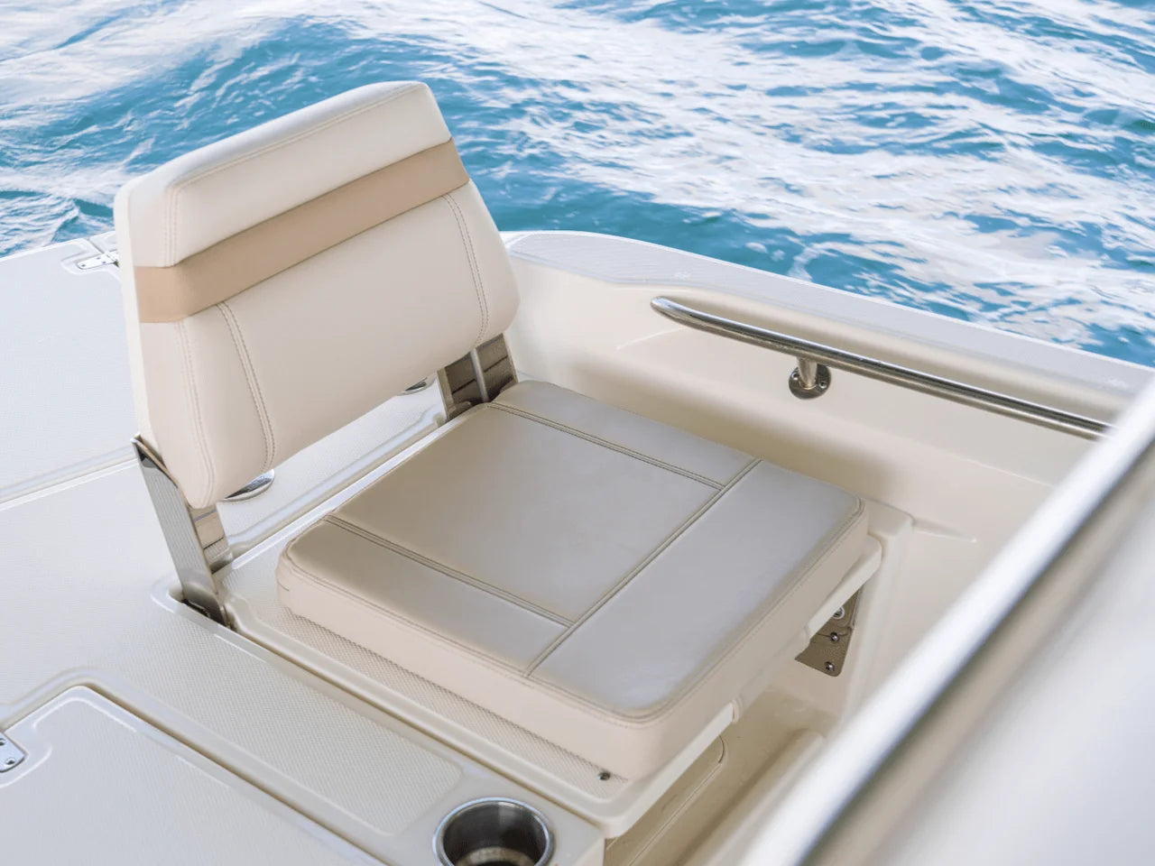 2027 Boston Whaler 250 Dauntless 25.0 feet, Naples, Florida #58
