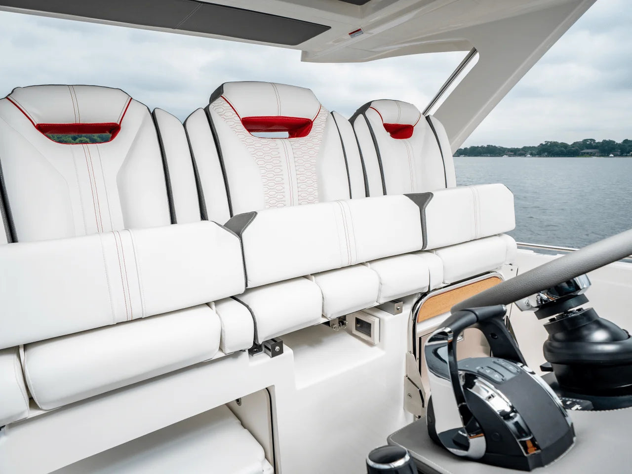 2025 Tiara Yachts LS 34 34.0 feet, Inuvik, Northwest Territories #55