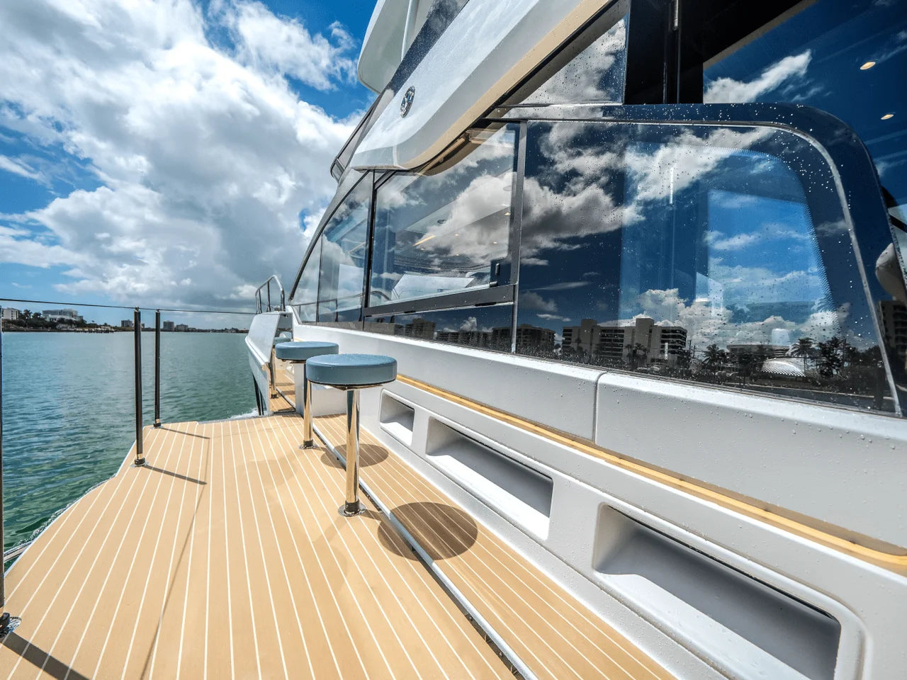 2026 Cruisers Yachts 57 FLY 57.0 feet, Jupiter, Florida #22
