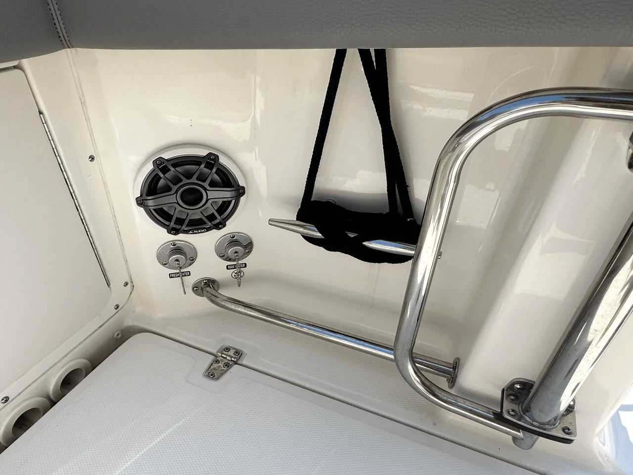 2023 Boston Whaler 330 OUTRAGE 33.0 feet, Danvers, Massachusetts #16