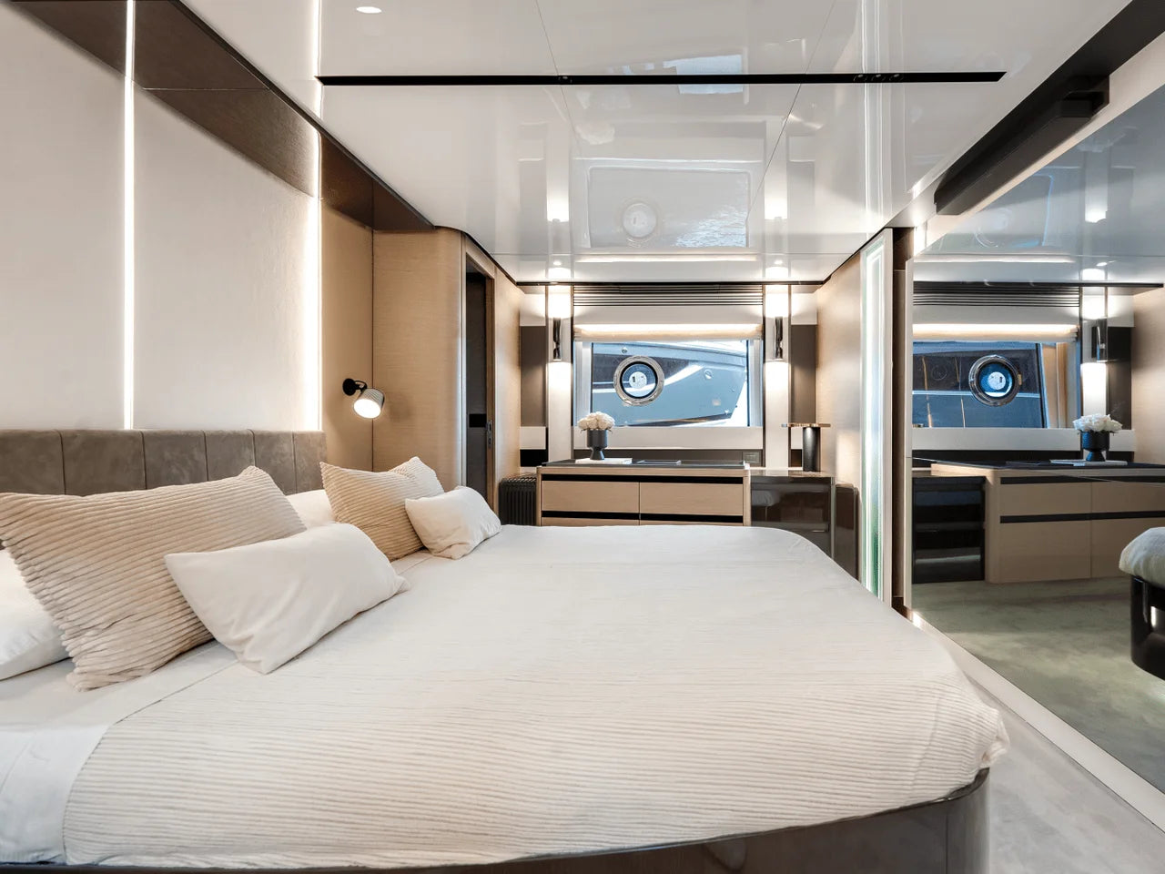 2024 Azimut S8 80.0 feet, Miami, FL #42