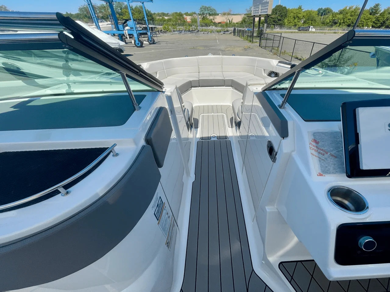 2026 Sea Ray SLX 310 Outboard 31.0 feet, Danvers, Massachusetts #21