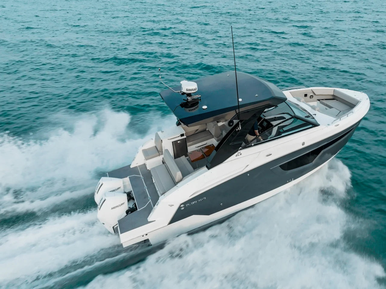2026 Cruisers Yachts 34 GLS Outboard 35.0 feet, Inuvik, Northwest Territories #61