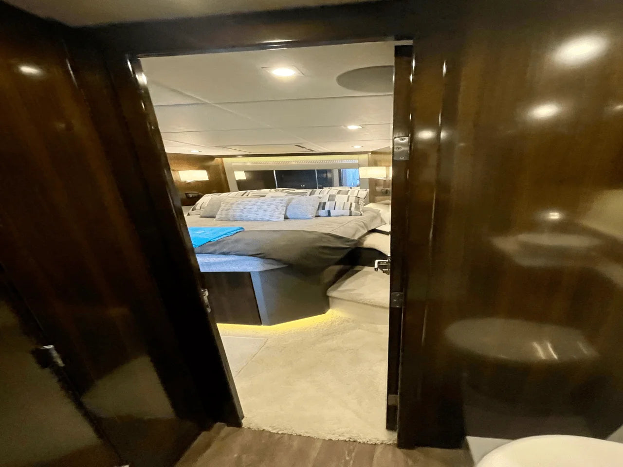 2023 Cruisers Yachts 46 CANTIUS 46.0 feet, Quincy, MA #26