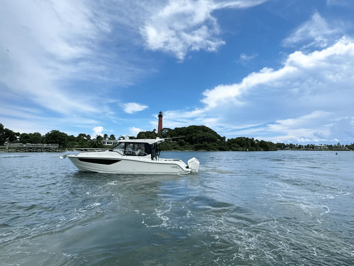 2026 Boston Whaler 365 Conquest 36.0 feet, Jupiter, Florida #2