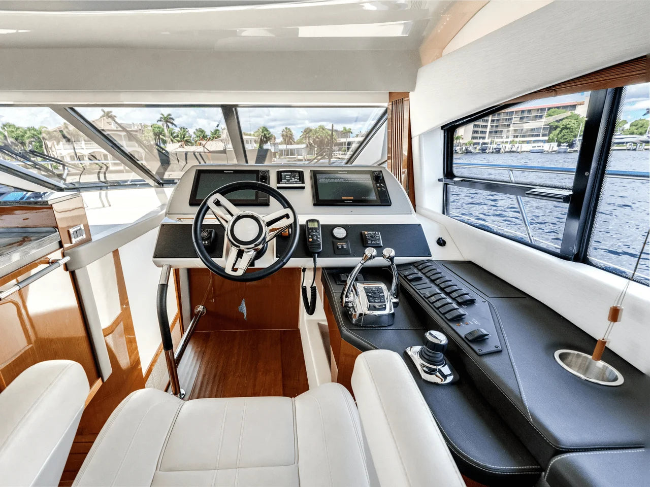 2017 Sea Ray 510 FLYBRIDGE 51.0 feet, Hollywood, Florida #29