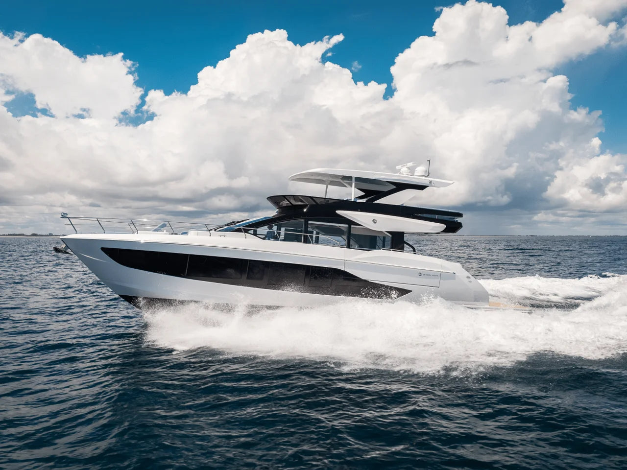 2026 Cruisers Yachts 57 FLY 57.0 feet, Jupiter, Florida #93