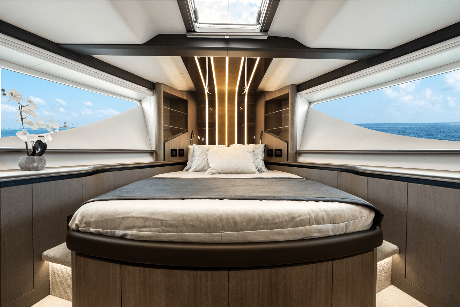 2026 Galeon 800 FLY 83.0 feet, Inuvik, Northwest Territories #36