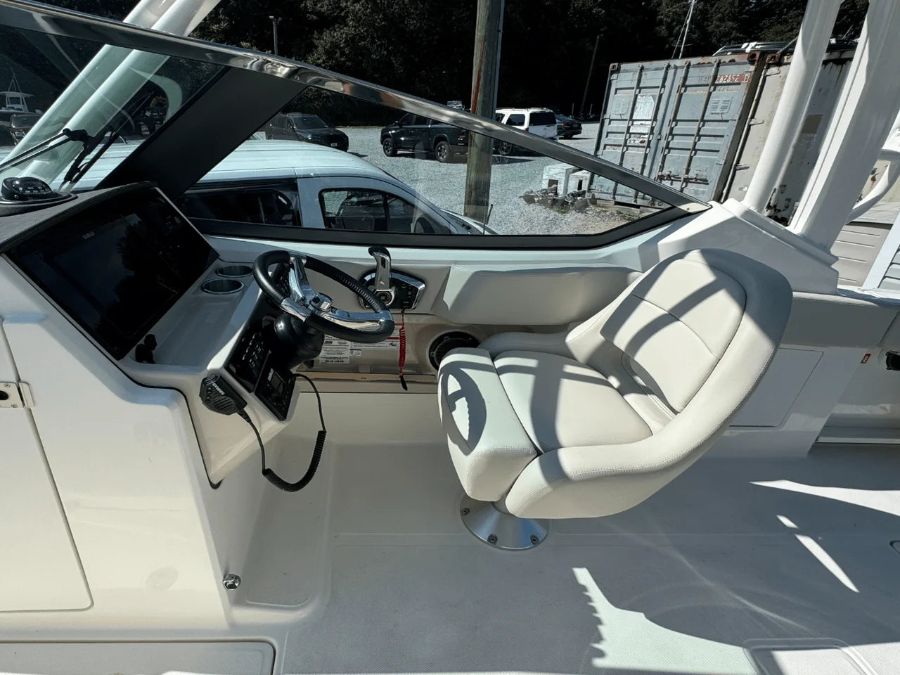 2026 Boston Whaler 240 Vantage 24.0 feet, Huntington, NY #16