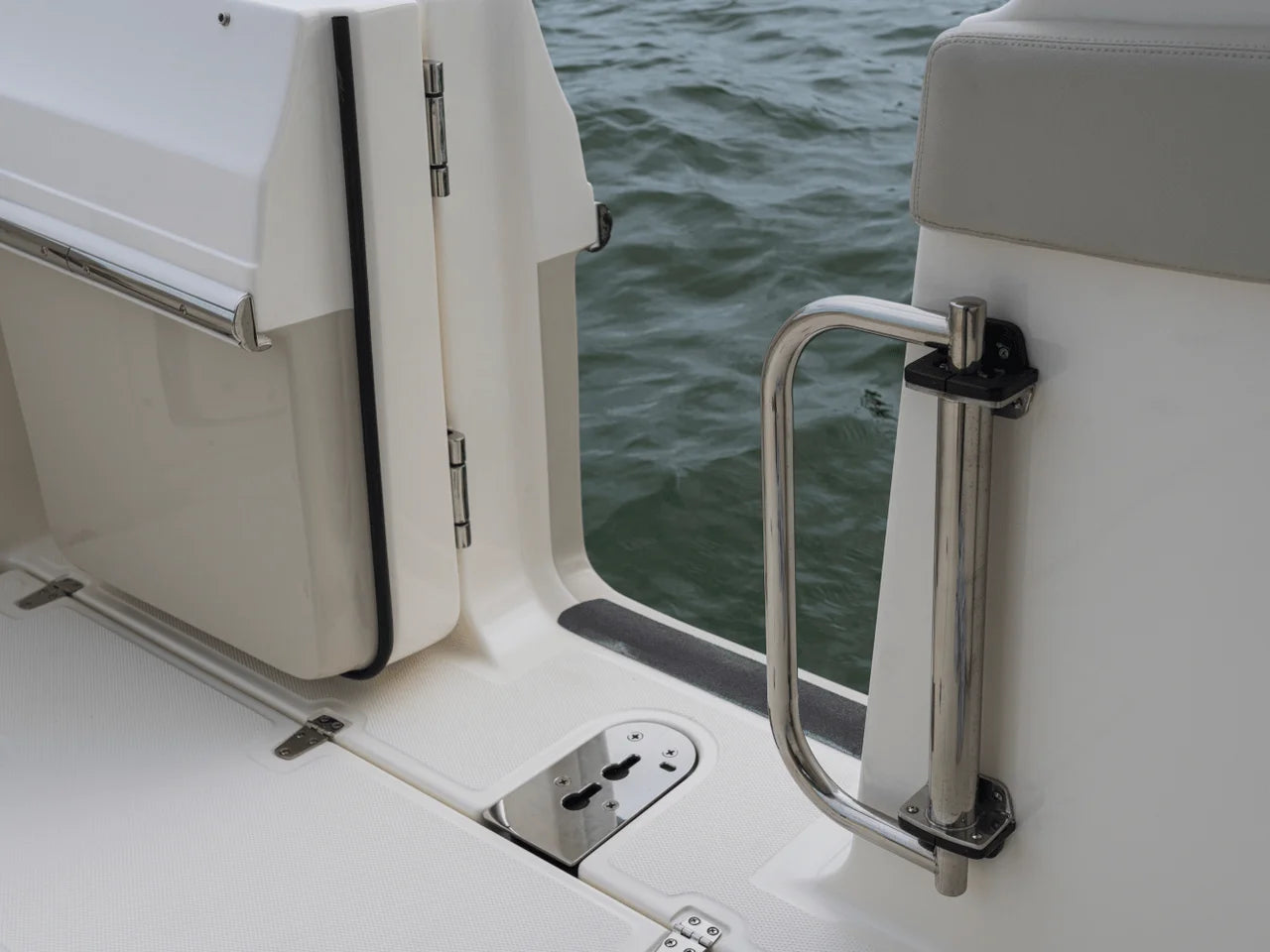 2027 Boston Whaler 280 Vantage 27.0 feet, Naples, Florida #67