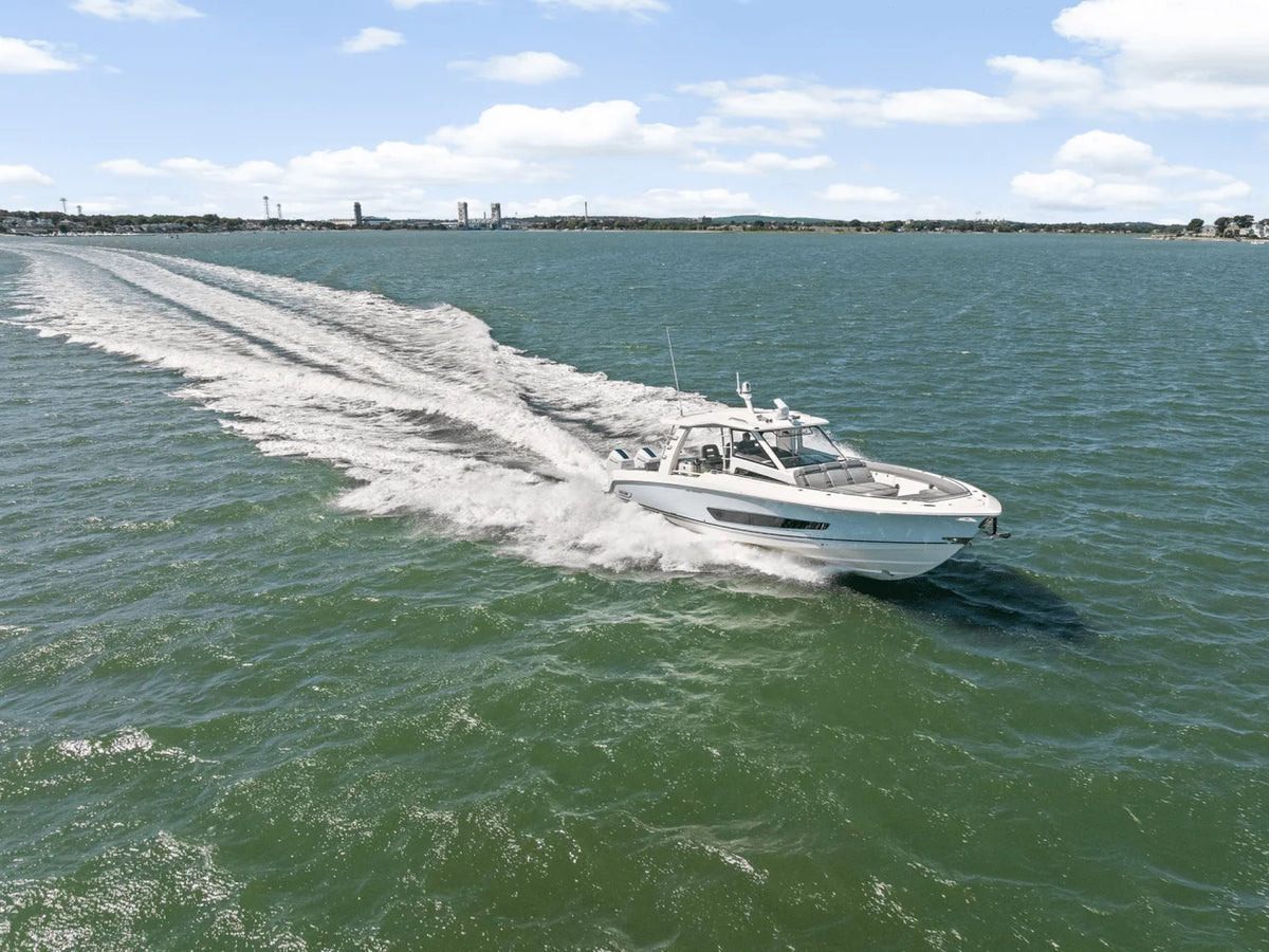 2026 Boston Whaler 420 Outrage 42.0 feet, Quincy, MA #68