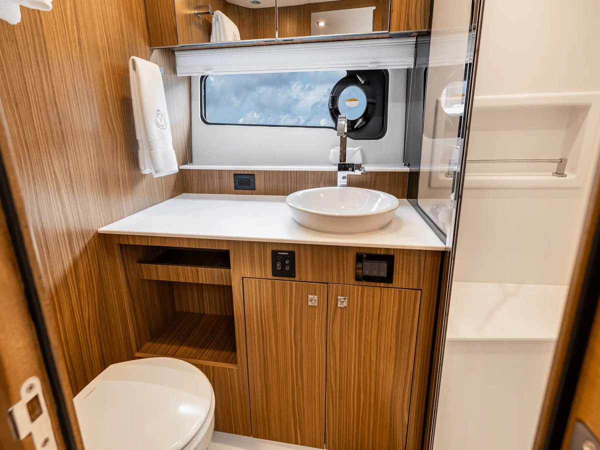 2025 Cruisers Yachts 50 GLS 50.0 feet, Pensacola, Florida #45