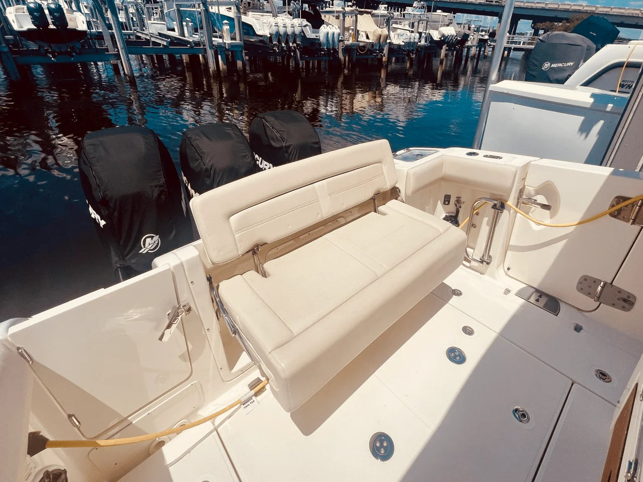 2023 Boston Whaler 350 REALM 35.0 feet, Stuart, FL #42