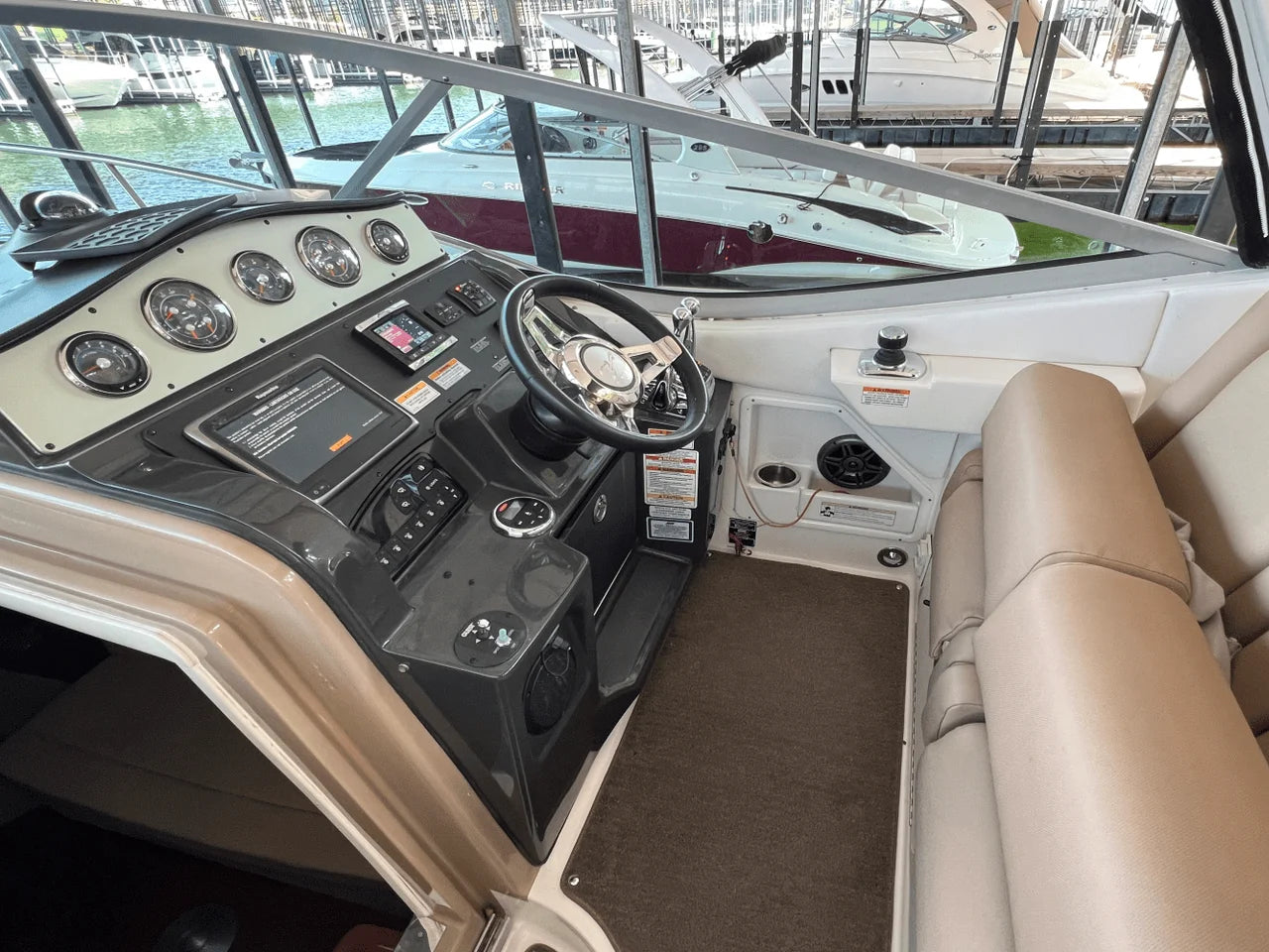 2016 Sea Ray 330 SUNDANCER 33.0 feet, Lake Ozark, MO #29