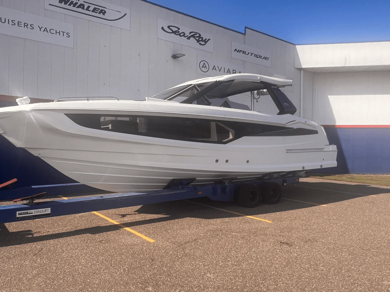 2023 Galeon 325 GTO 32.0 feet, Excelsior, Minnesota #1