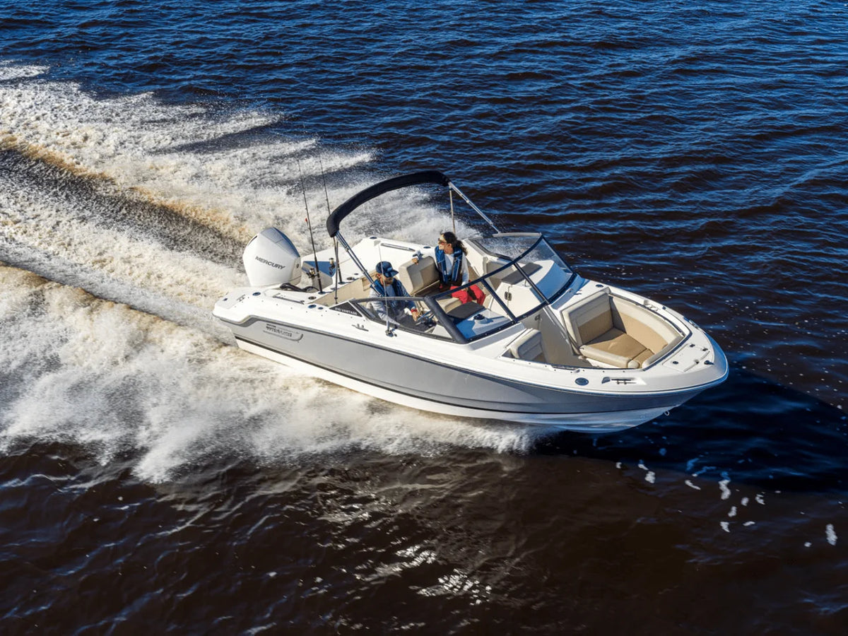2027 Boston Whaler 210 Vantage 21.0 feet, Inuvik, Northwest Territories #2