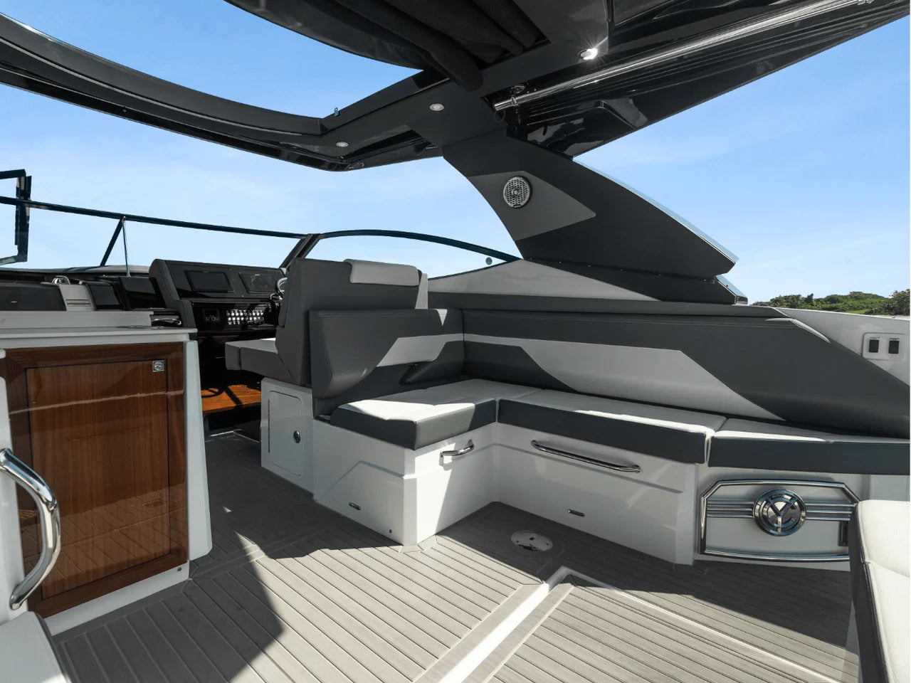 2026 Cruisers Yachts 38 GLS Outboard 38.0 feet, Inuvik, Northwest Territories #72