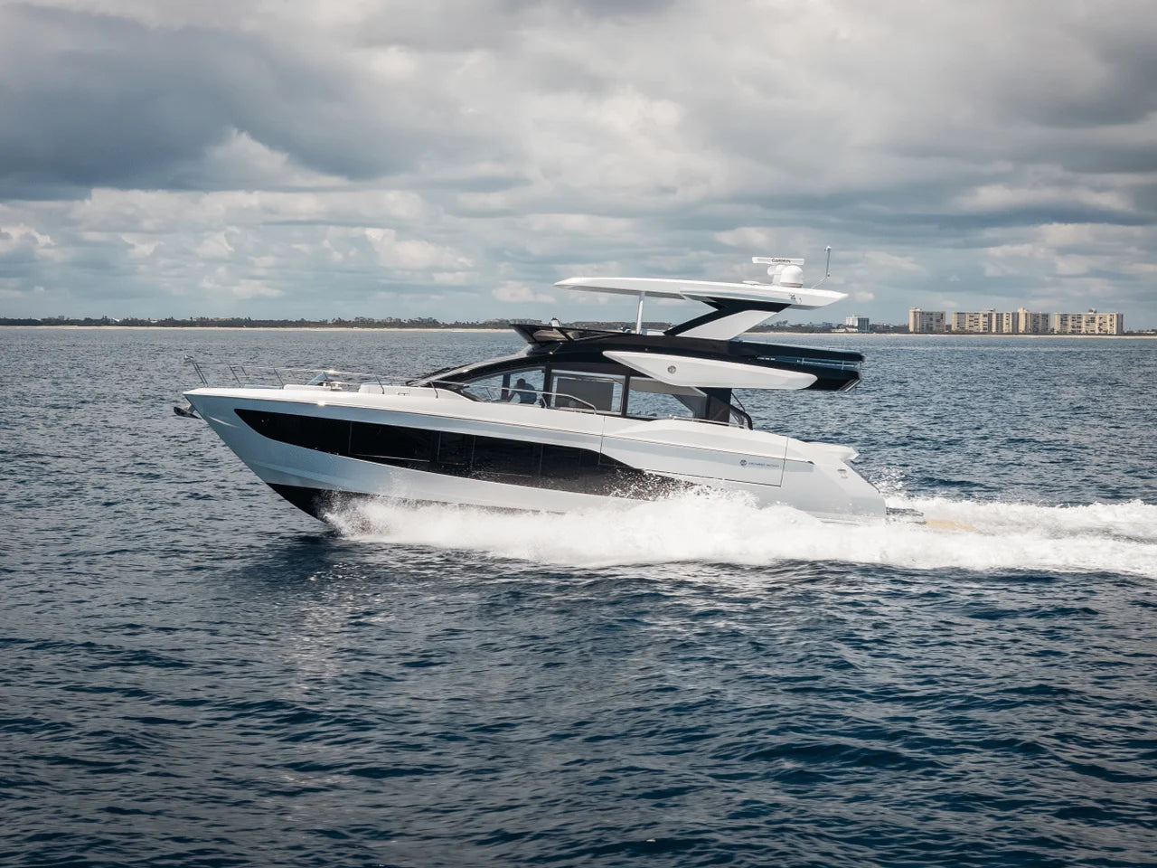 2026 Cruisers Yachts 57 FLY 57.0 feet, Pompano Beach, Florida #15