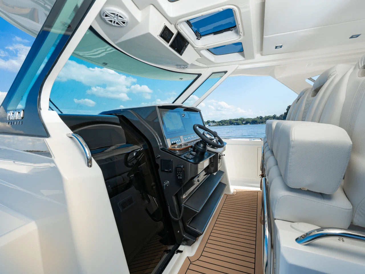 2025 Tiara Yachts LS 38 38.0 feet, Inuvik, Northwest Territories #28