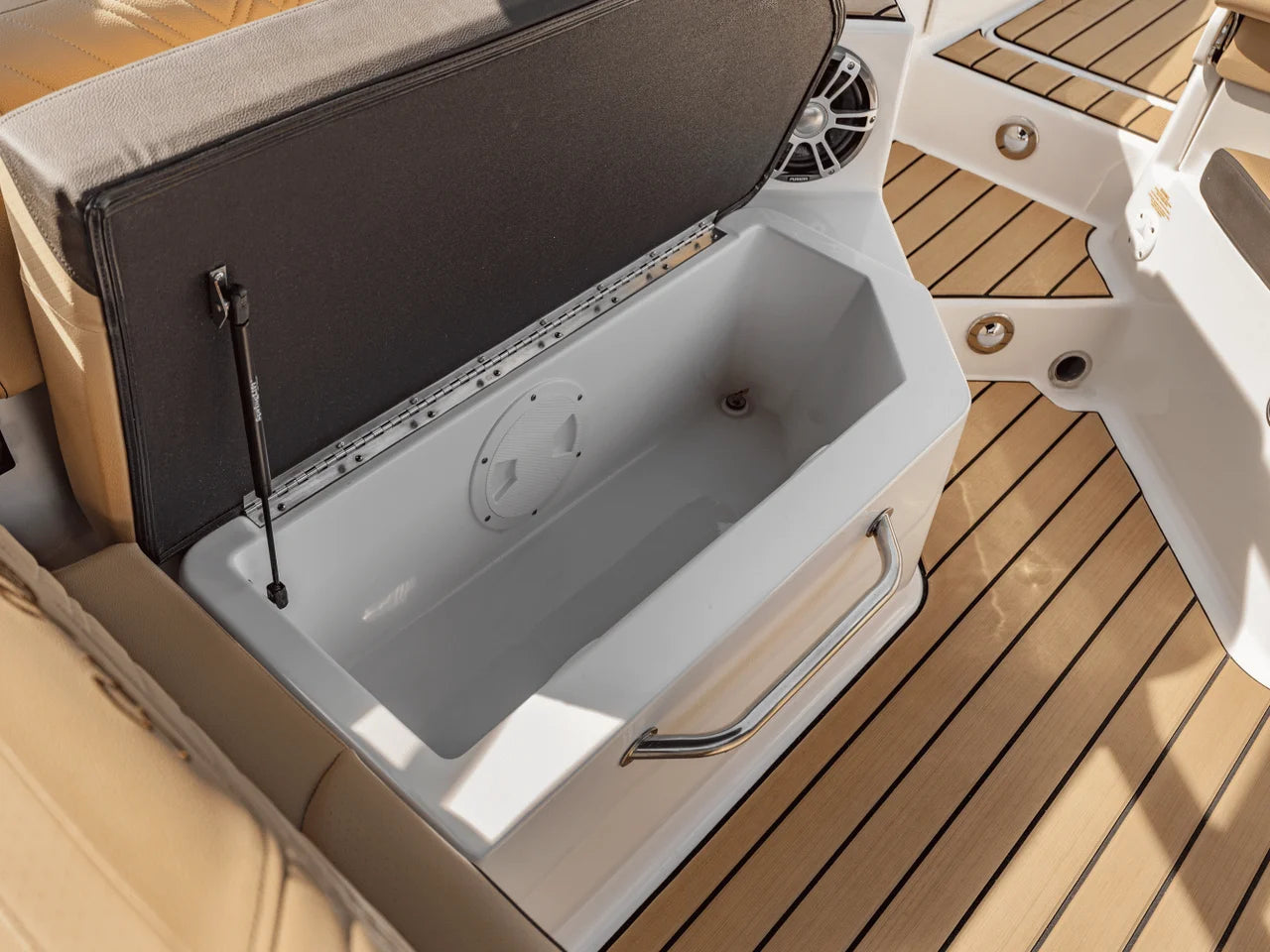 2025 Sea Ray SDX 270 Outboard 300.0 feet, Sarasota, FL #49