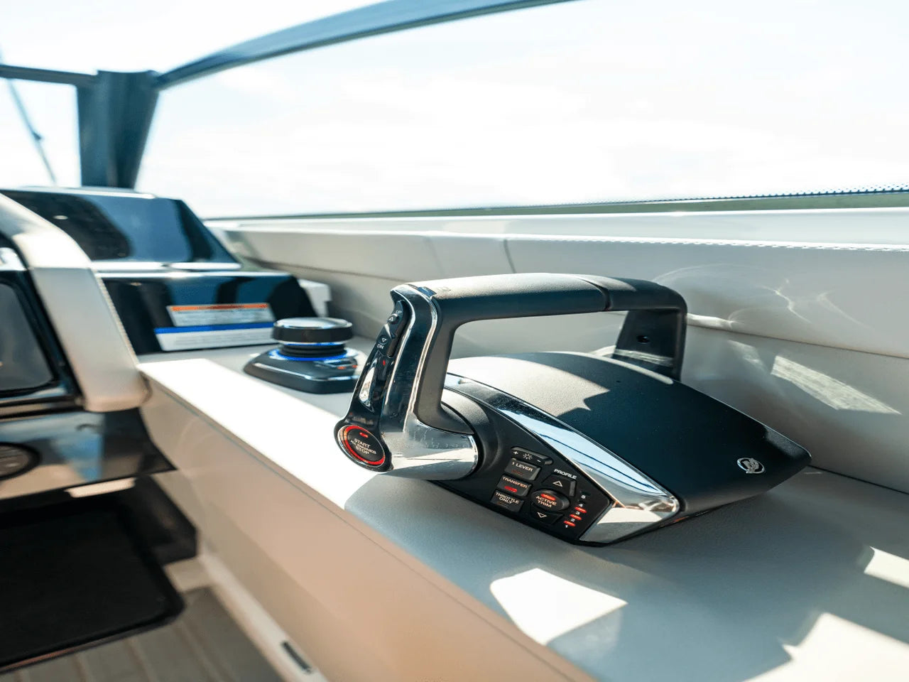 2027 Cruisers Yachts 34 GLS Outboard 34.0 feet, Sarasota, FL #120