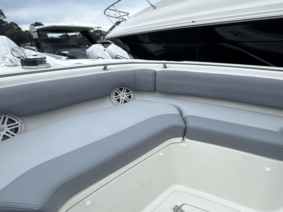 2026 Boston Whaler 230 Outrage 23.0 feet, Huntington, NY #44