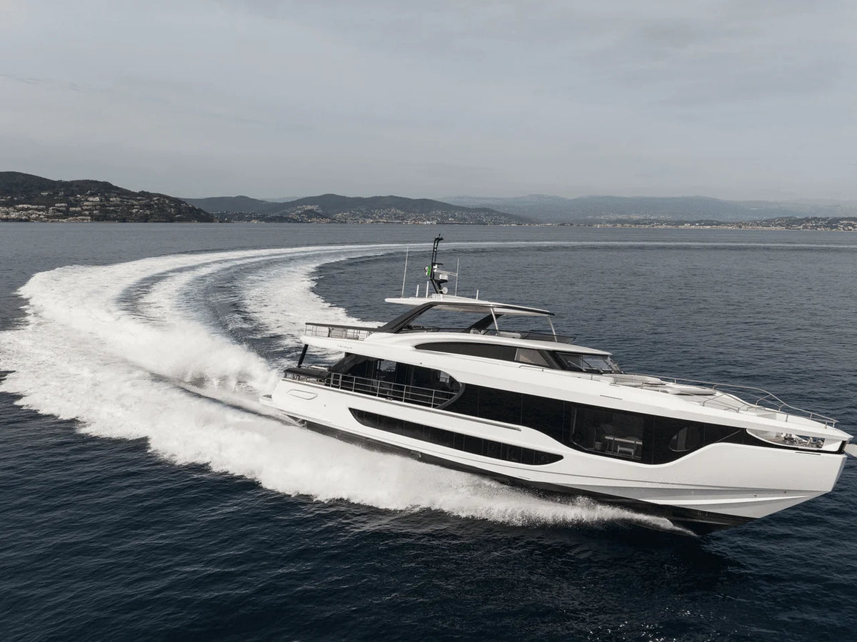 2027 Azimut Grande 26M 85.0 feet, Inuvik, Northwest Territories #2