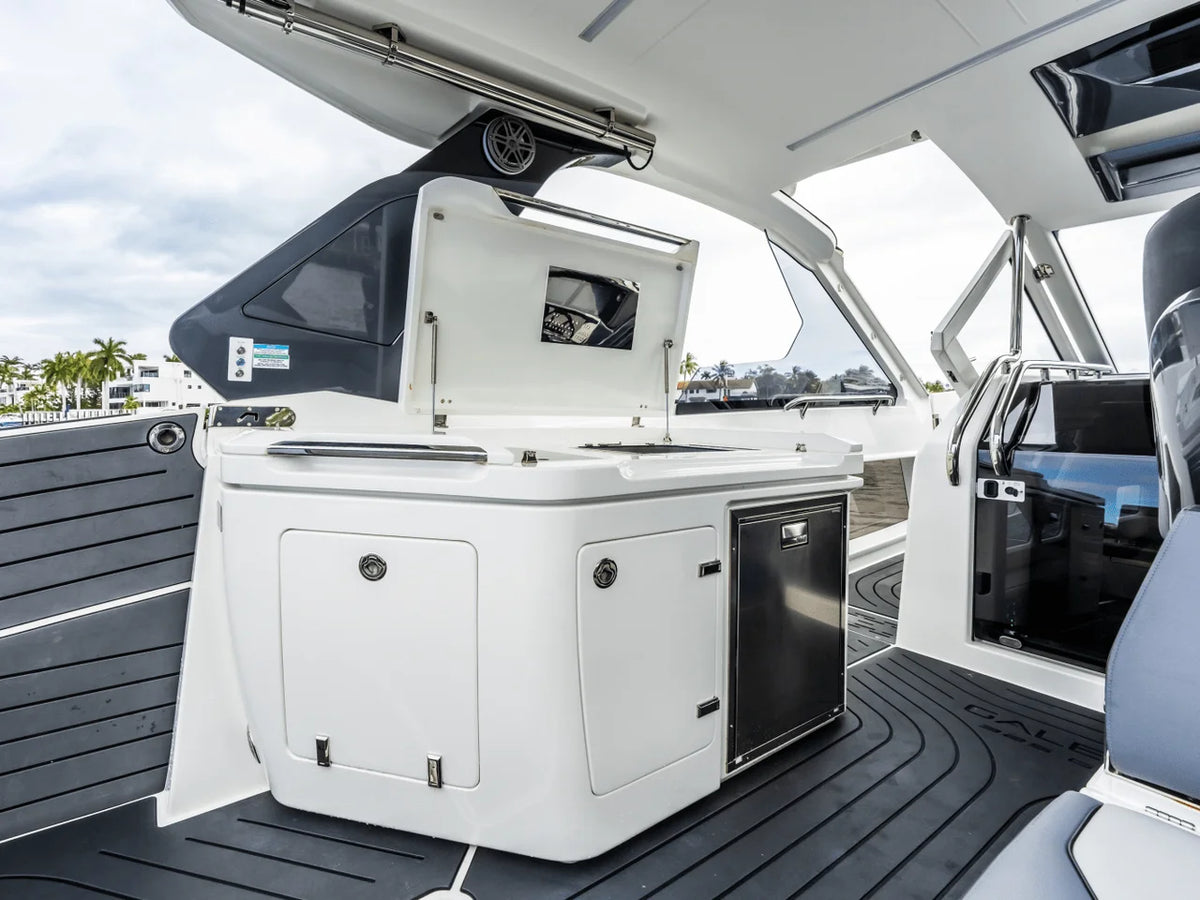2023 Galeon 325 GTO 32.0 feet, Pompano Beach, FL #13
