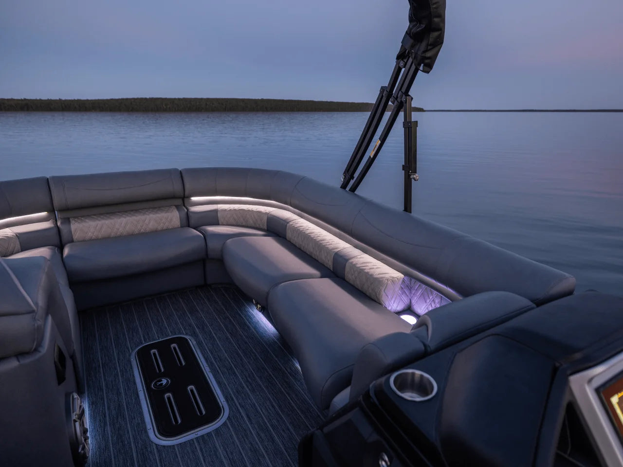 2026 Premier 270 Intrigue 27.0 feet, Inuvik, Northwest Territories #17