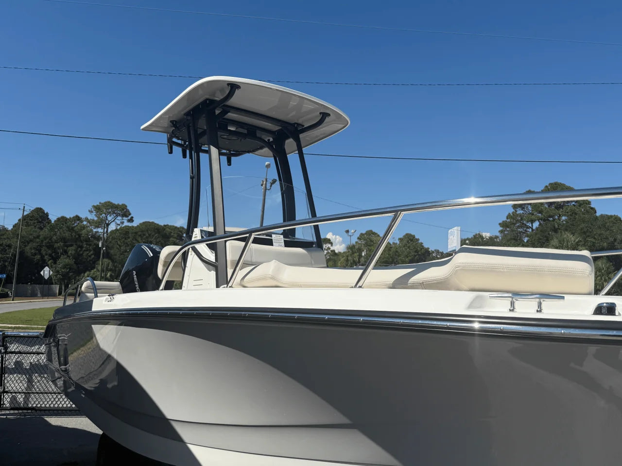 2026 Boston Whaler 250 Dauntless 25.0 feet, Panama City, FL #5