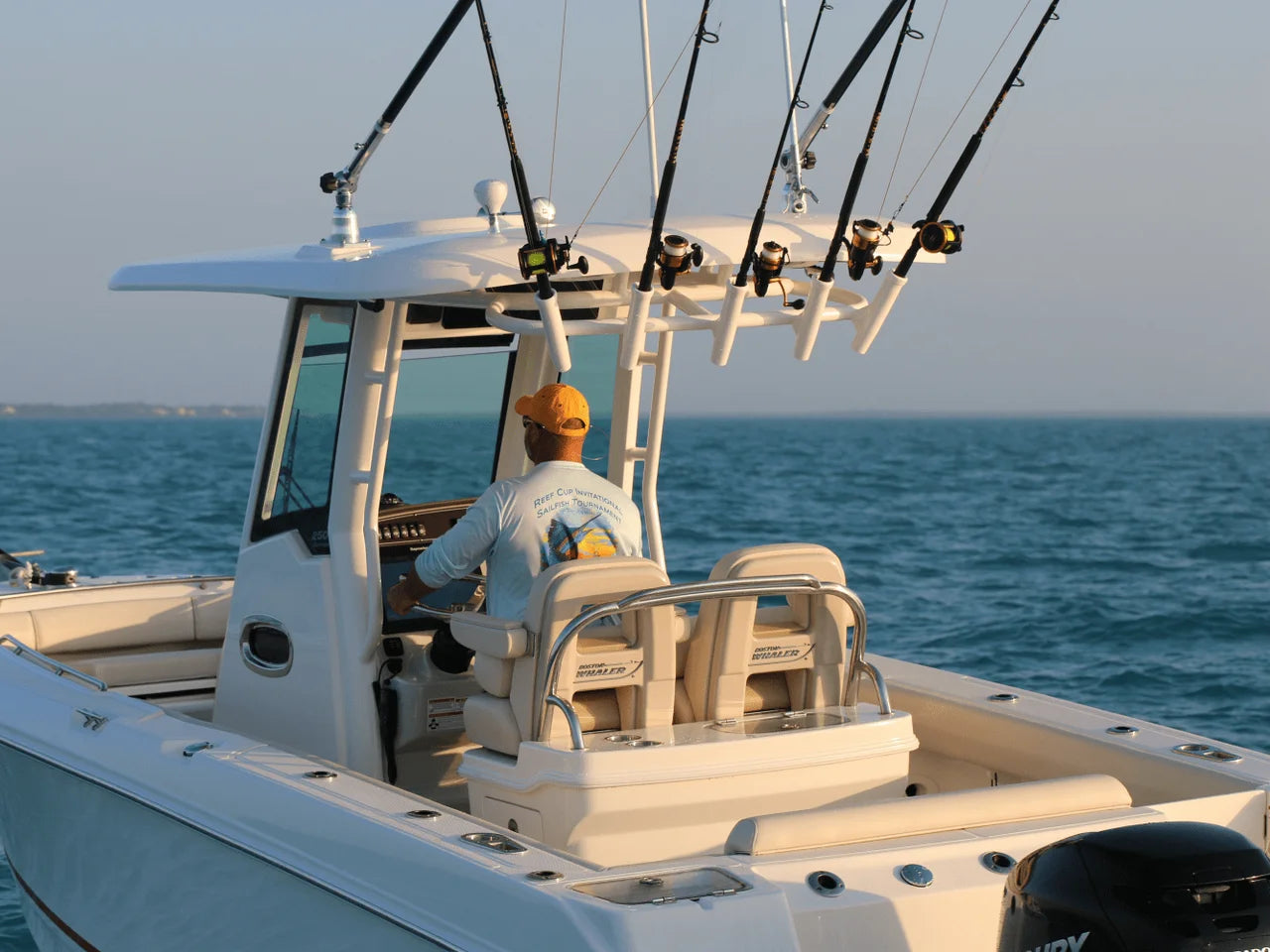 2027 Boston Whaler 250 Outrage 25.0 feet, Pompano Beach, Florida #60