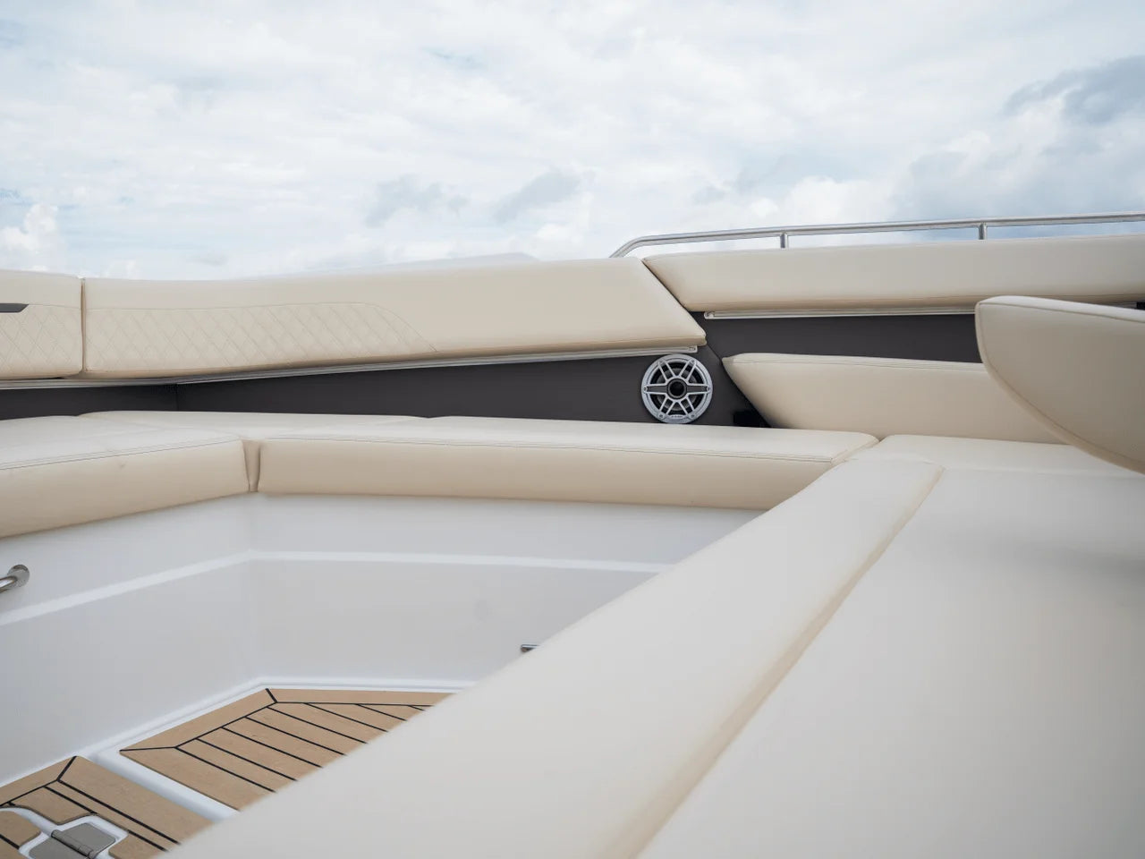 2026 Cruisers Yachts 50GLS OB 50.0 feet, Wrightsville Beach, North Carolina #58