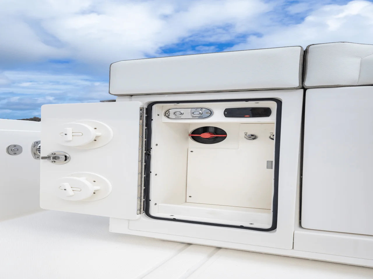 2025 Tiara Yachts LS 34 34.0 feet, Inuvik, Northwest Territories #93