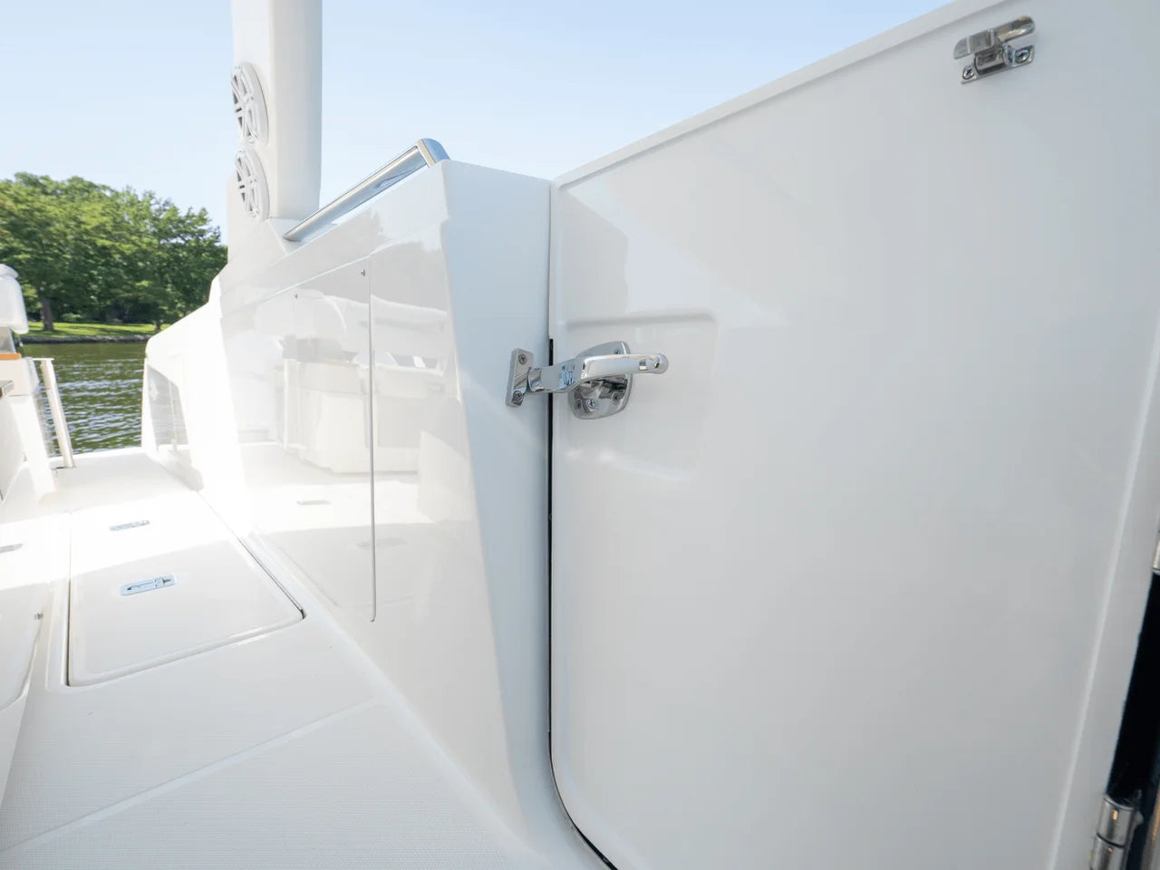 2025 Tiara Yachts LS 38 38.0 feet, Inuvik, Northwest Territories #53